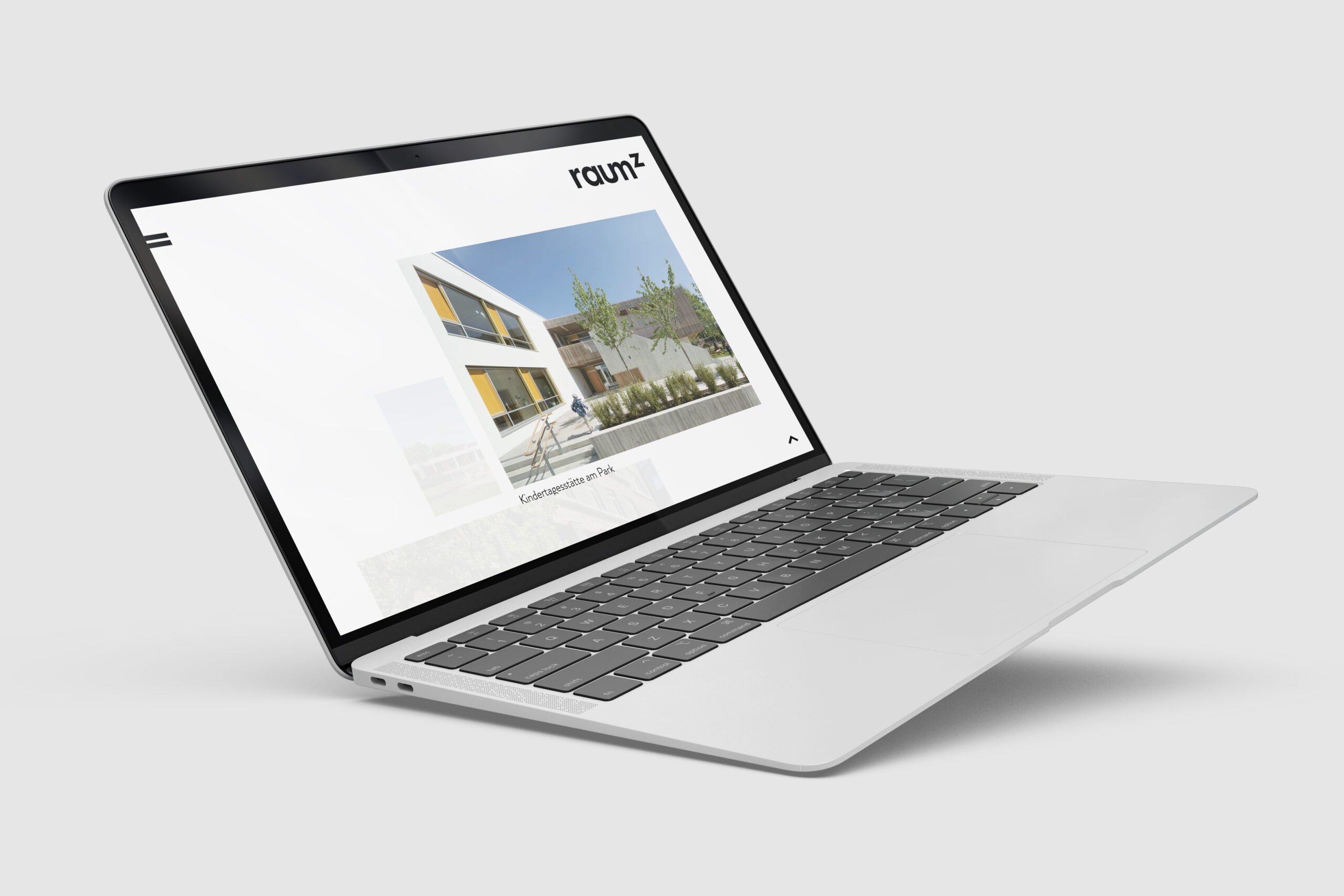 Webdesign Screendesign – Realestate Architektur raum z Macbook